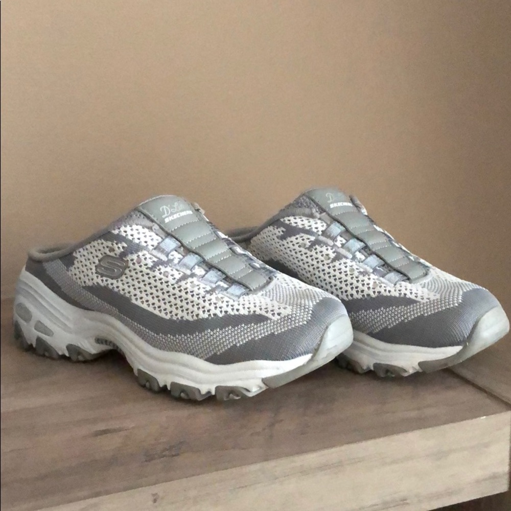 Sketchers slip ons